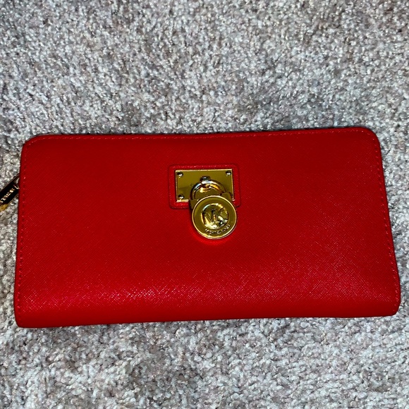 Michael Kors Scarlet Red Leather Wallet - Picture 1 of 2